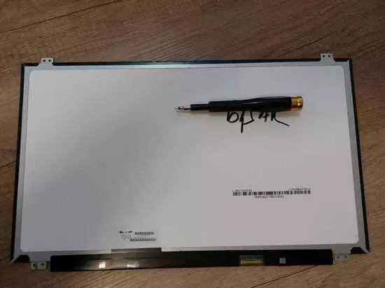 Неисправная матрица в подержанном ноутбуке